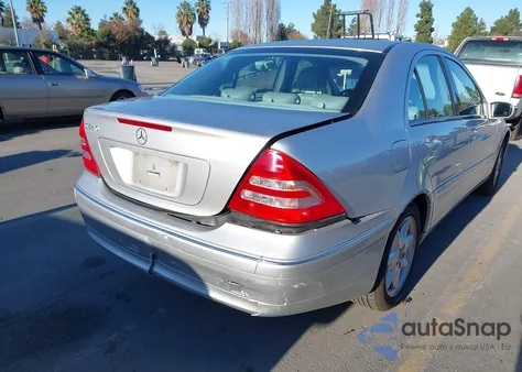 2003 Mercedes-Benz C 240 from USA, damaged, VIN WDBRF61J33F392262